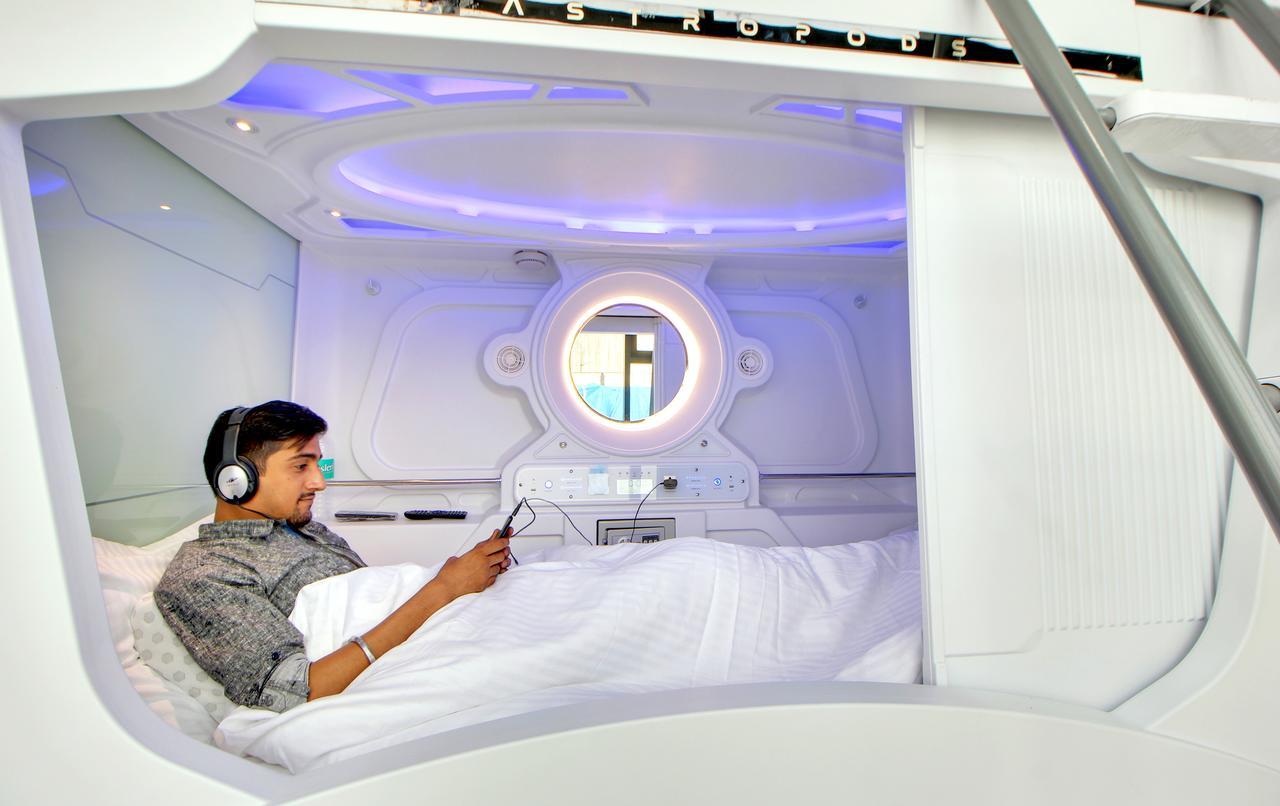 Hotel Astropods Airport, Mumbai. エクステリア 写真