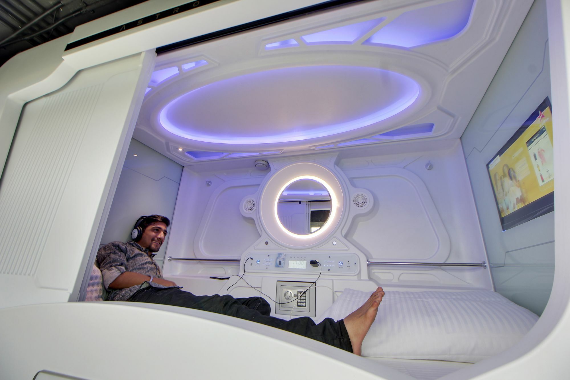 Hotel Astropods Airport, Mumbai. エクステリア 写真